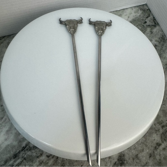 2- Vintage Metal BBQ Skewers Long Horn Steer Handles Shish Kabob Silver Sticks - Picture 4 of 5